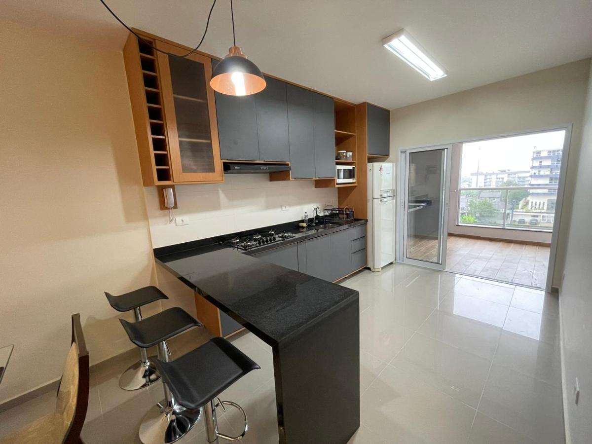 Apartamento Com Piscina No Centro Apartment Убатуба Екстериор снимка