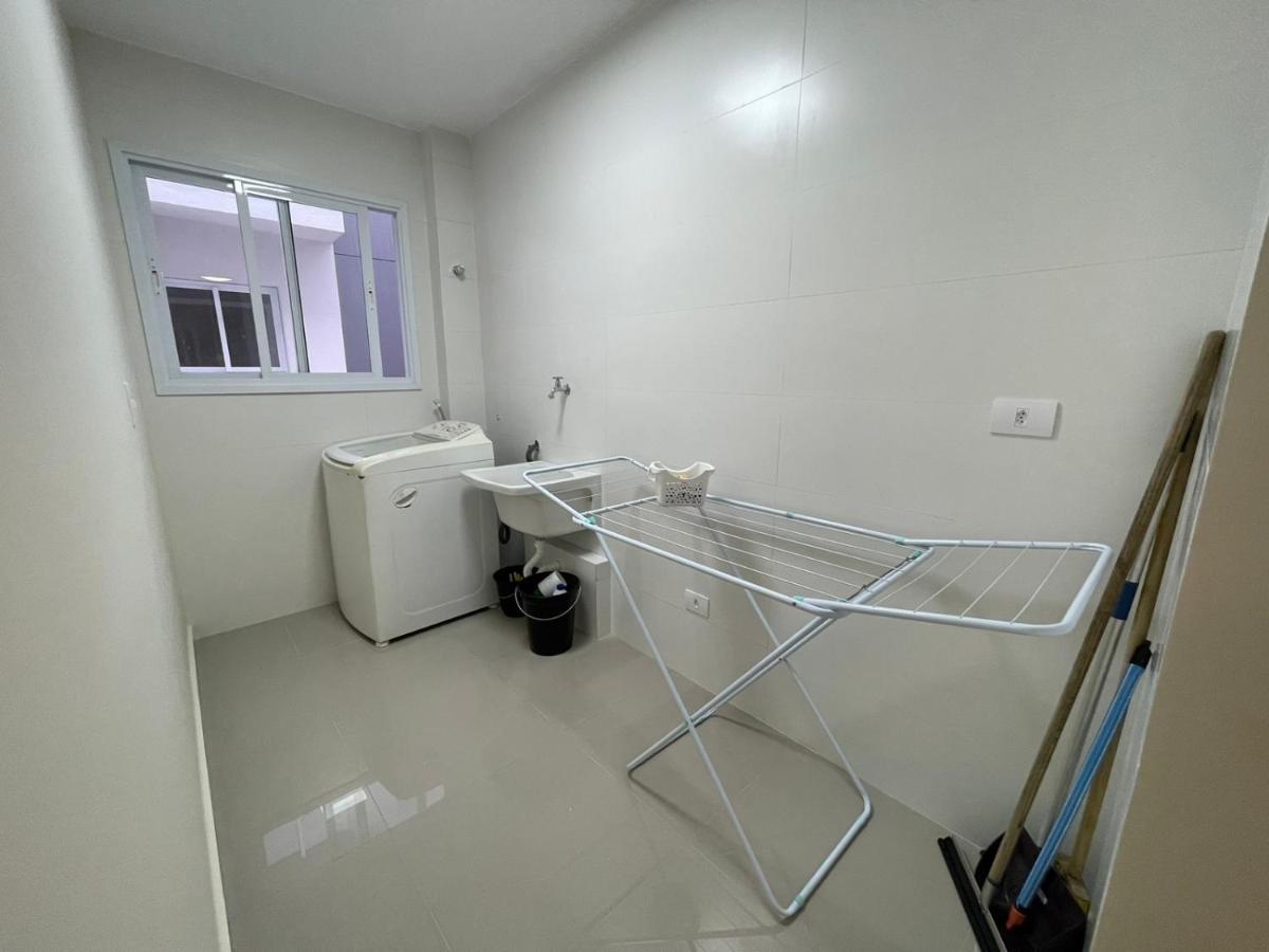 Apartamento Com Piscina No Centro Apartment Убатуба Екстериор снимка