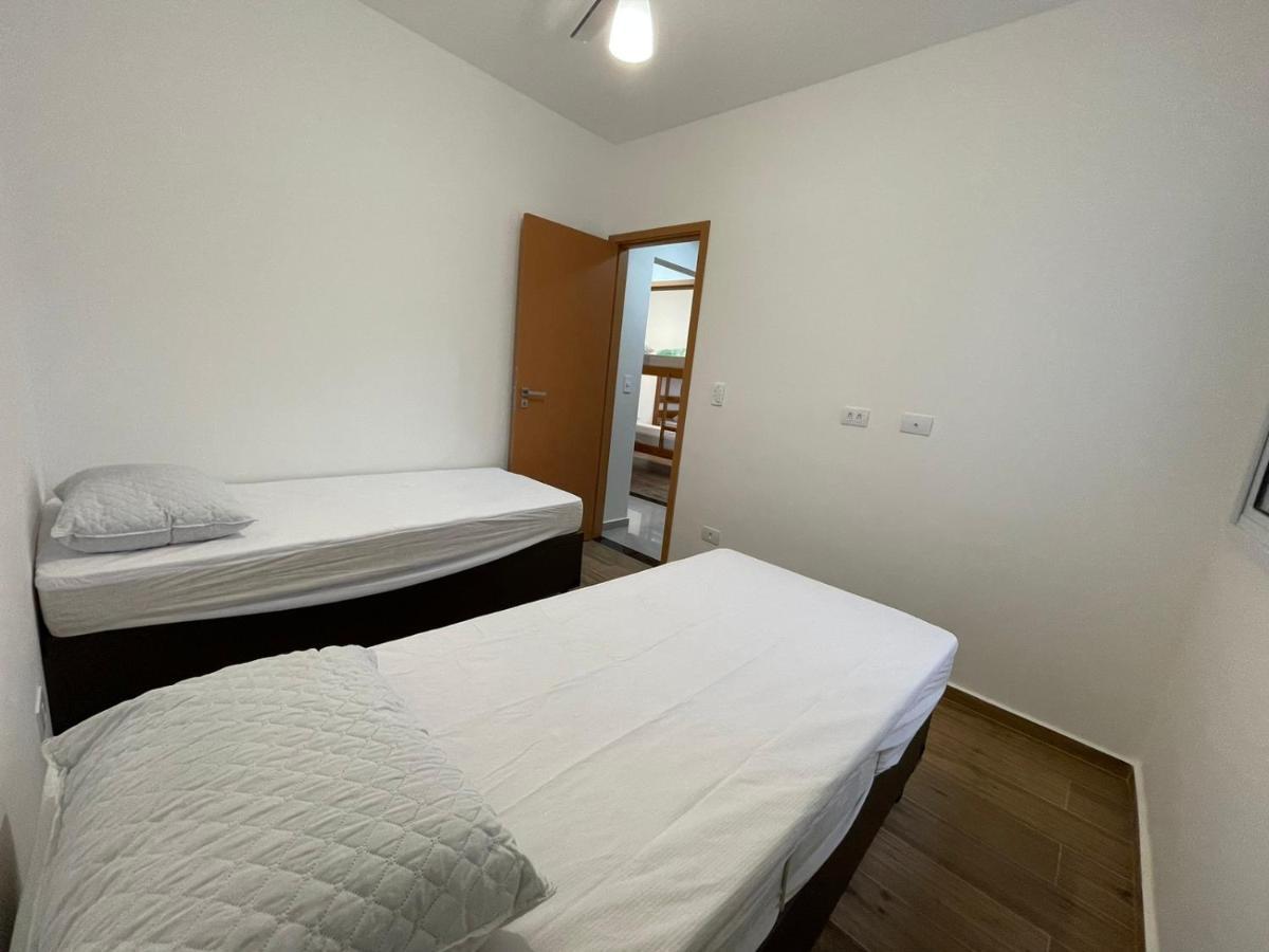 Apartamento Com Piscina No Centro Apartment Убатуба Екстериор снимка