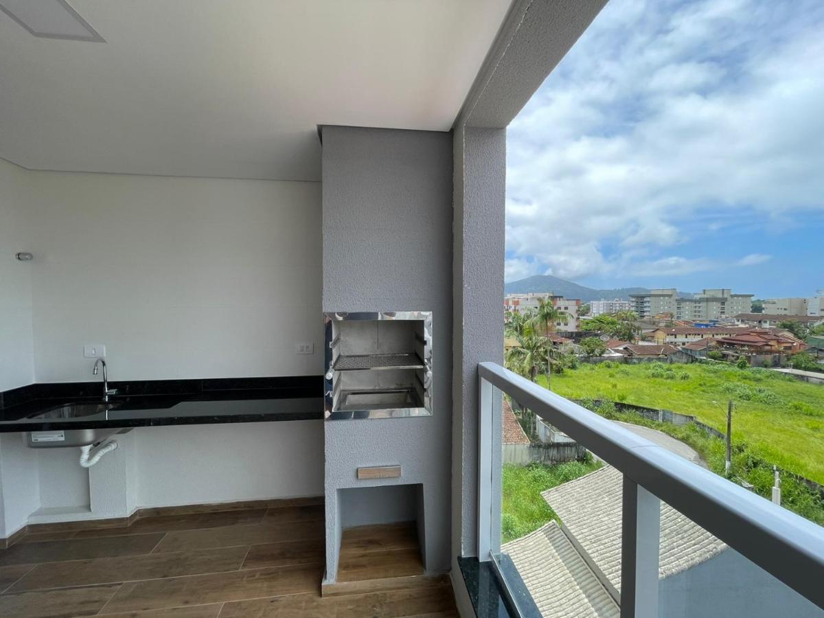 Apartamento Com Piscina No Centro Apartment Убатуба Екстериор снимка